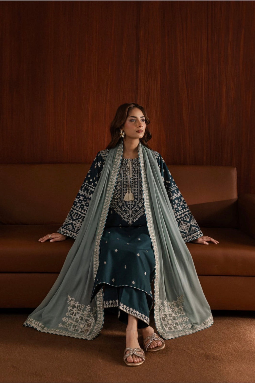 Elegant zinc