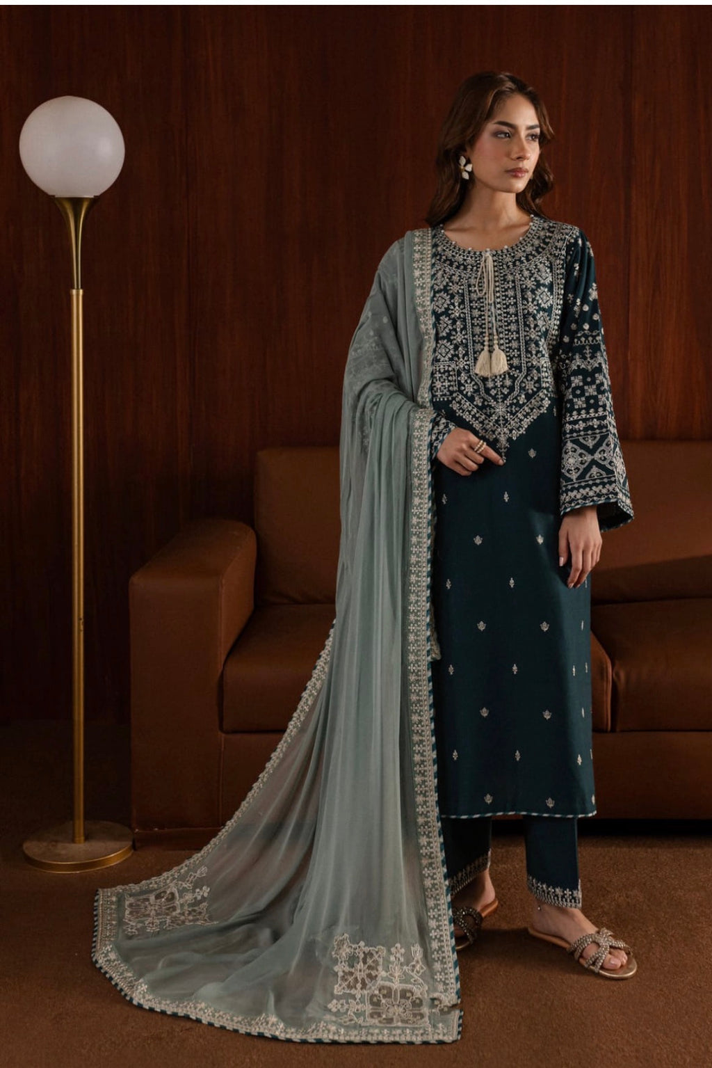 Elegant zinc